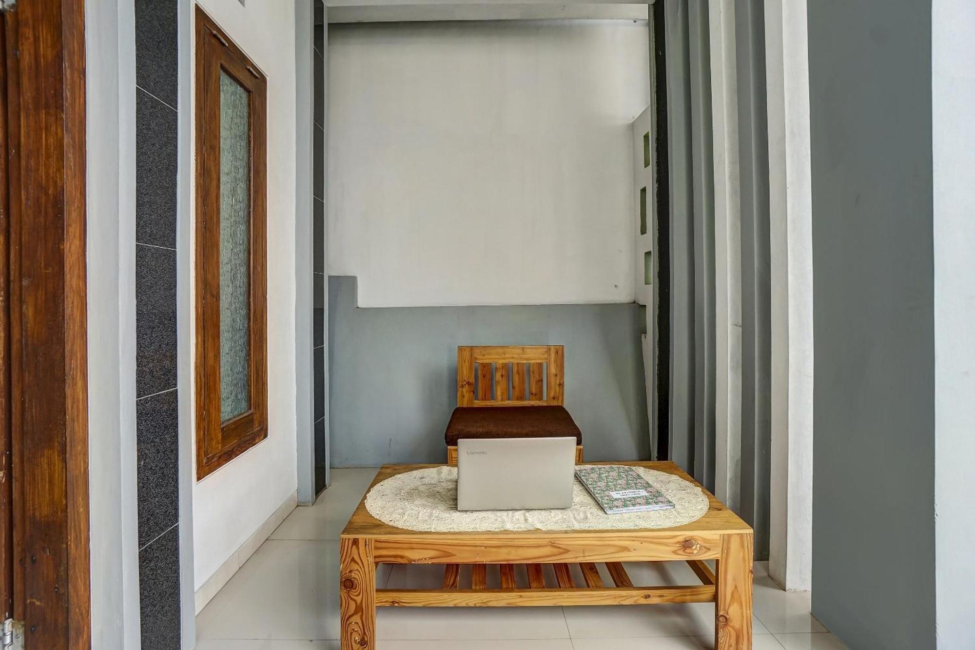 Hotel Oyo 91137 Griya Cipu Syariah